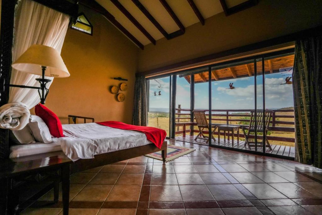 lake nakuru lodge the perfect destination for birdwatching safari in Kenya
